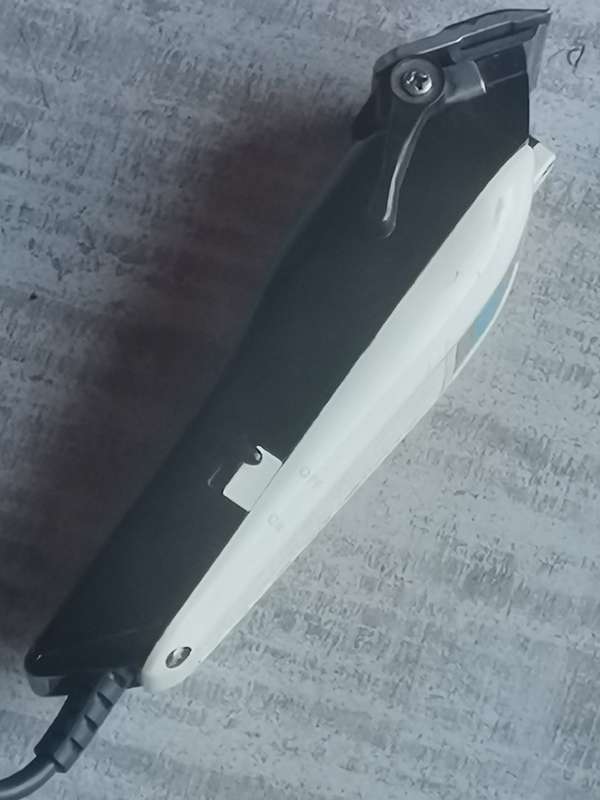 ORIGINAL USA WAHL MULTI CUT HAIR CLIPPER AND TRIMMER - BIDDING FOR BOTH