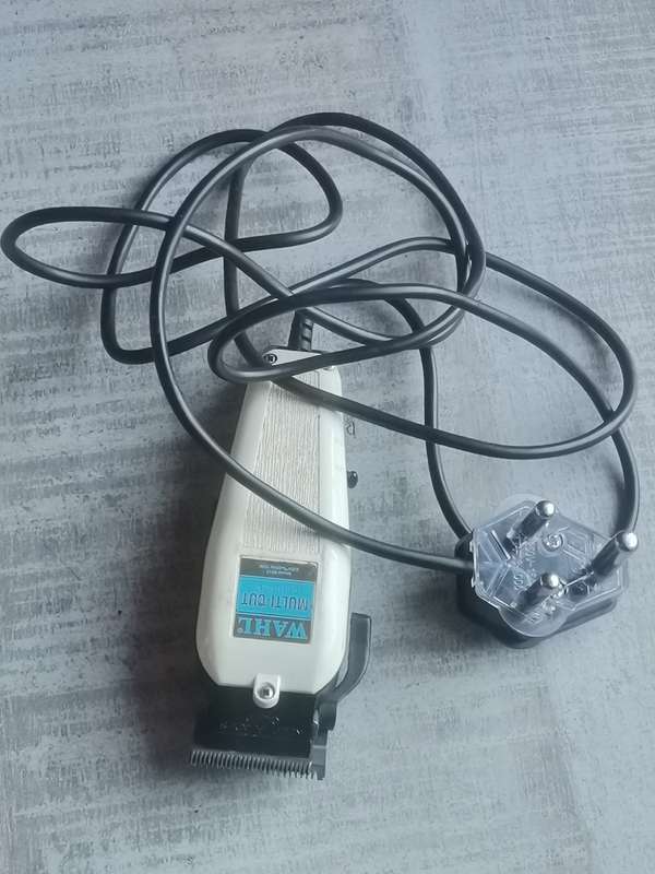 ORIGINAL USA WAHL MULTI CUT HAIR CLIPPER AND TRIMMER - BIDDING FOR BOTH