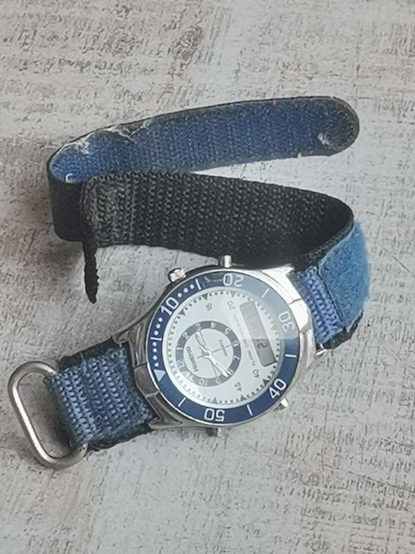 MONTERO QUARTZ ALARM CHRONOGRAPH ANALOG/DIGITAL WATCH IN EXCELLENT WORKING CONDITION