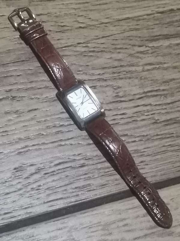 EPSON LADIES WATCH IN EXCELLENT WORKING CONDITION