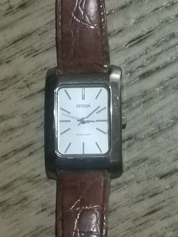 EPSON LADIES WATCH IN EXCELLENT WORKING CONDITION