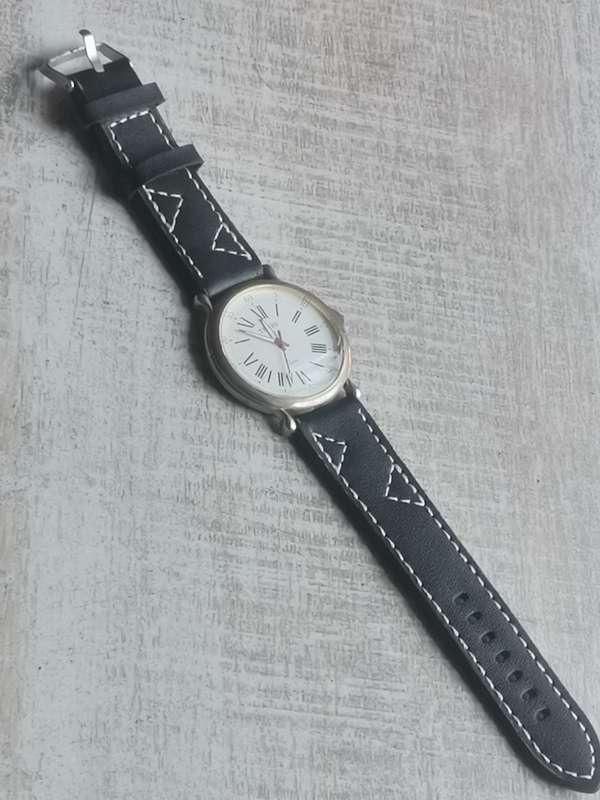MENS TEMPO WATCH IN EXCELLENT WORKING CONDITION
