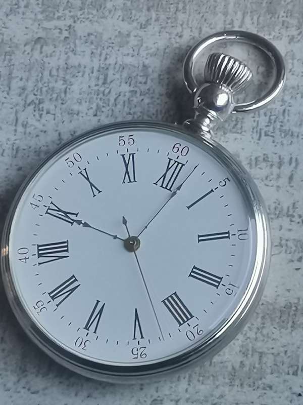 STUNNING MENS POCKET WATCH NEW WITH DISPLAY BOX