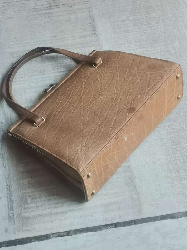 LADIES CORBEAU CURIO GENUINE ELEPHANT HANDBAG IN EXCELLENT CONDITION