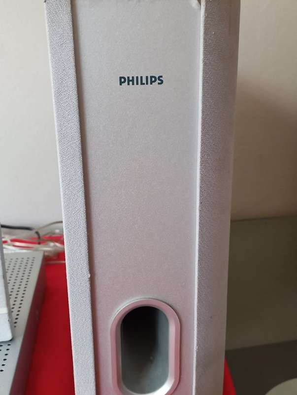 PHILIPS HTS3300 DVD HOME THEATRE SYSTEM