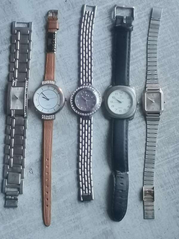 5 x LADIES WATCHES ALL IN GOOD WORKING CONDITION - BIDDING FOR ALL 5