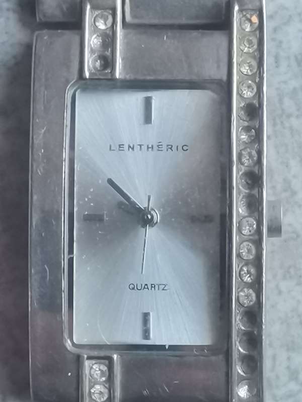 5 x LADIES WATCHES ALL IN GOOD WORKING CONDITION - BIDDING FOR ALL 5