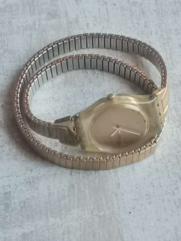 LADIES SWATCH WATCH