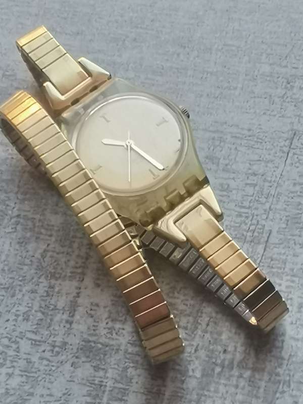 LADIES SWATCH WATCH