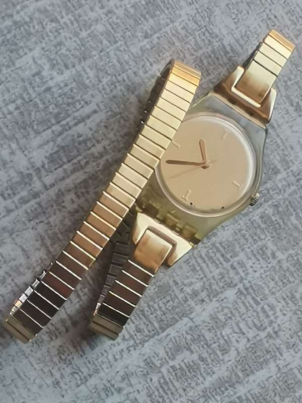 LADIES SWATCH WATCH