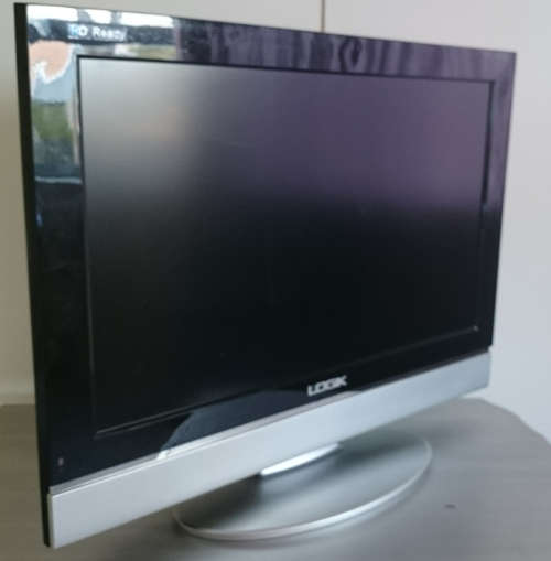 Logik LCD 32 Inch Flat Screen TV
