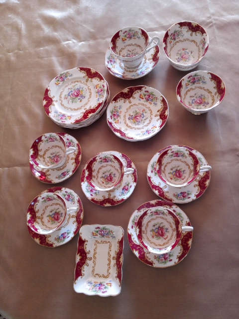 Royal Albert Bone China - Canterbury Design