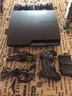 PS3 Bundle (20 Games, 2 remotes)