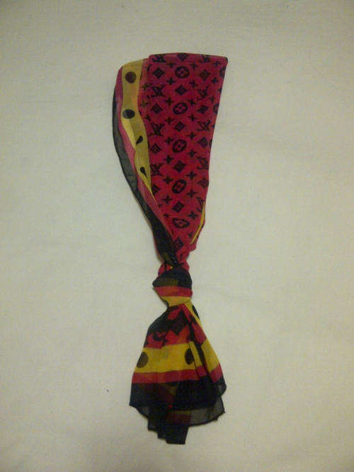 LV Scarve