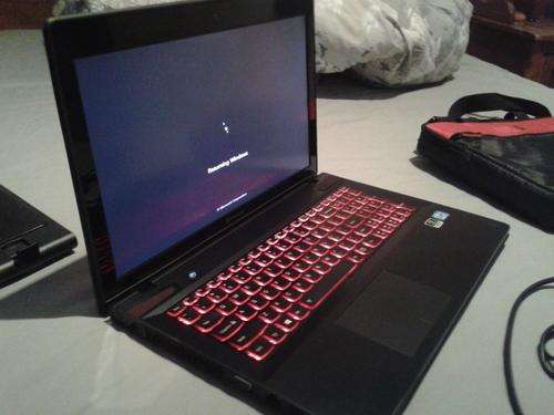 Gaming Laptop Lenovo Y500