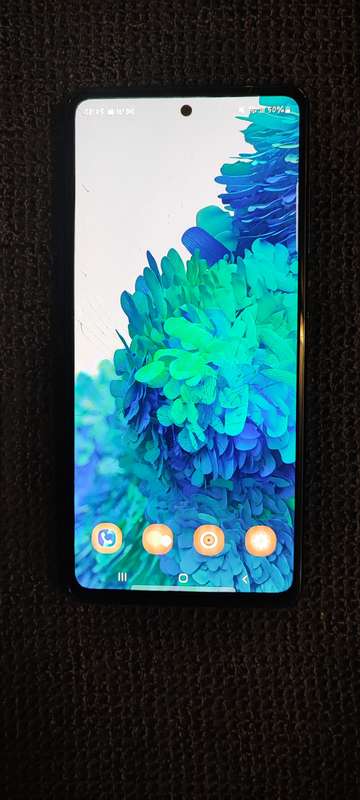 Samsung Galaxy S20 FE 2020 - 128GB 6GB RAM - Dual SIM - Cloud Navy - Read Description