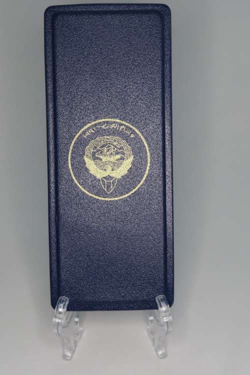 Kuwait Liberation Medal, in original box with Ribbon and Bar, USA