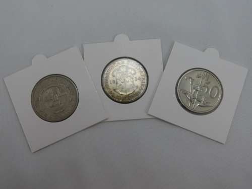 30 mm Self Adhesive Coin Holders, 20 x Hartberger Coin Flips, No PVC