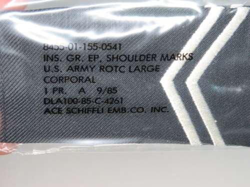 1 Pair United States Army JROTC Corporal Insignia Shoulder Boards Rank Epaulettes C4