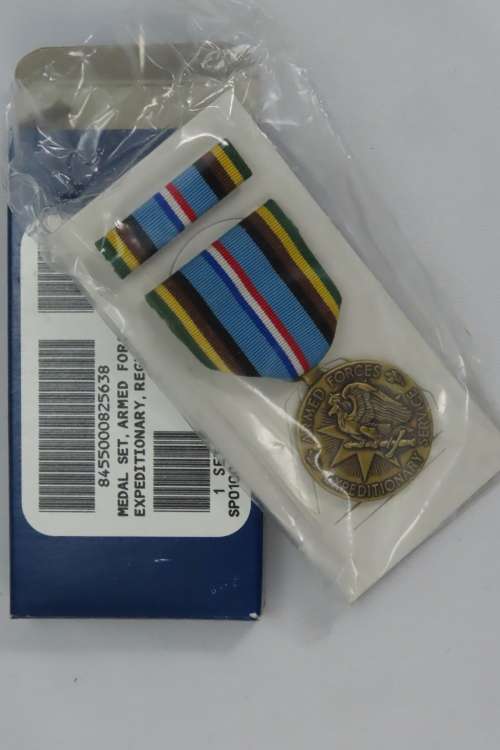United States Armed Forces Expeditionary Medal, in original box with Ribbon and Bar, USA