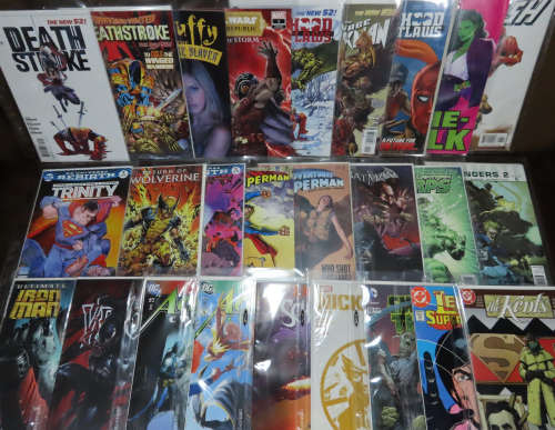 Comic Book Collector`s Basic Starter Kit, Album with Collector Pages