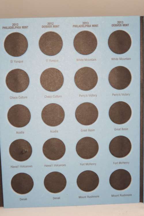 Collector`s Folder for National Parks Quarter Dollars 2010 to 2015 - Damaged