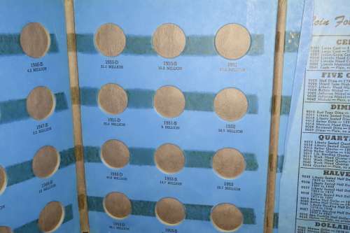 Collector`s Folder for Washington Quarter Dollars 1946 - 1959 - Damaged