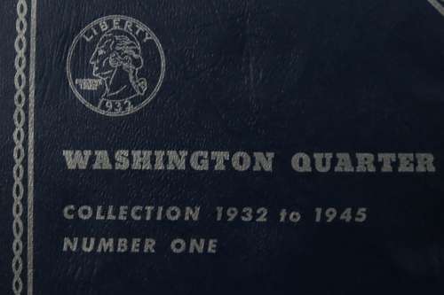 Collector`s Folder for Washington Quarter Dollars 1932 - 1945