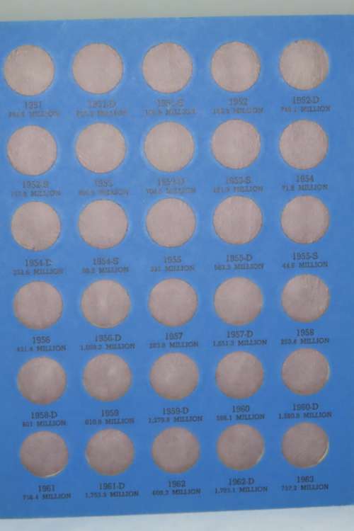 Collector`s Folder for Lincoln Cent Collection Starting 1941 to 1974