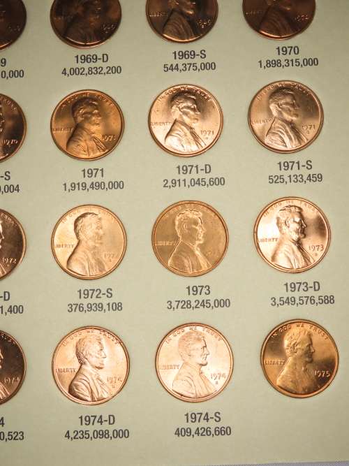 High Grade Complete Lincoln Cent PDS Set 1941 to 1974, 90 Coins Uncirculated Gem Red in Folder