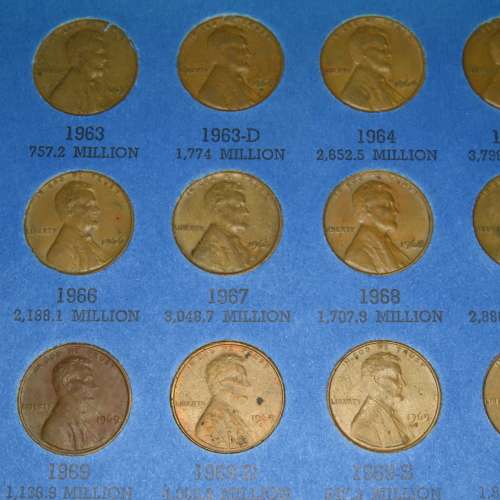 Complete Lincoln Cent PDS Set 1941 to 1974, 86 Coins in Folder