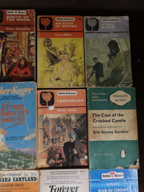 Lot of 15 Romance Novels