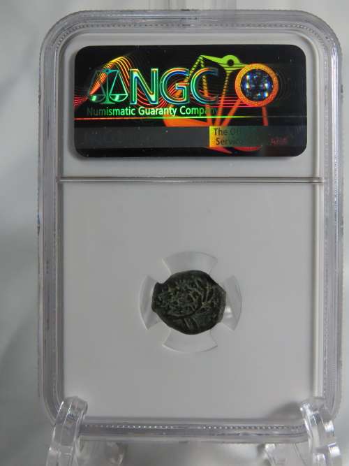 Ancient Judaea Widow`s Mite Coin, 135 to 37 BC NGC, Maccabean Kings Coins Of The Bible