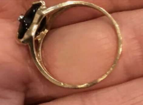 Gold diamond rings