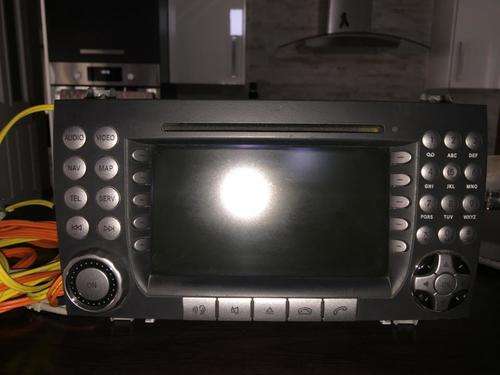 Complete Mercedes Benz GPS unit! Sells for R24 999