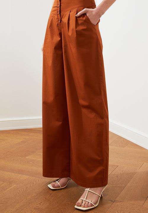 Loose leg front buttoned trousers UK10 - Trendyol