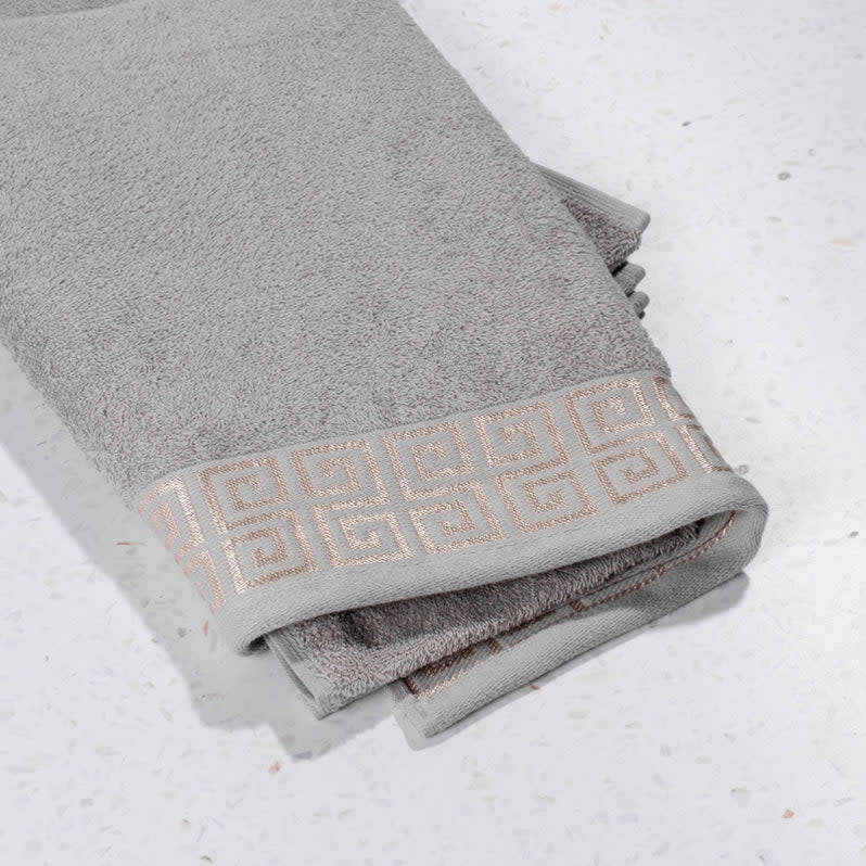 Jacquard Border Bath towels 130*70cm (1 item)