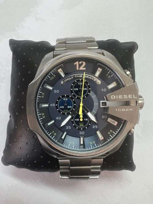 Diesel Men`s Mega Chief Silver Round Stainless Steel Watch