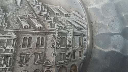 Old hammered plate with amazing detail SIGG    take a look