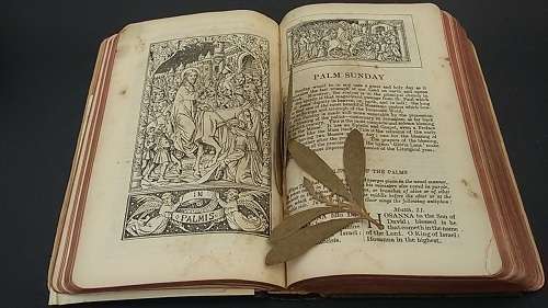 Antique Roman Missal printed in 1921 and gifted on 25th December 1924
