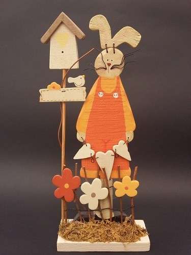 Wooden Gardening Easter Bunny (B)