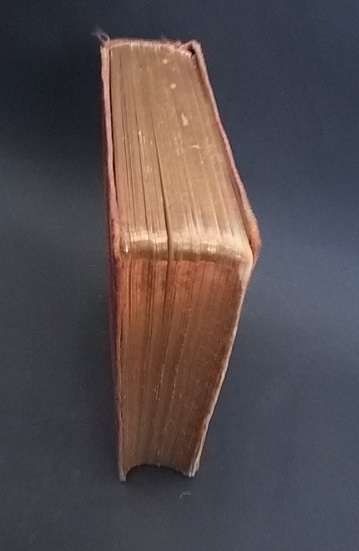 COLLECTIBLE !!     Whittaker's Electrical Engineers Pocket Book dated 1917 - gilt edged pages