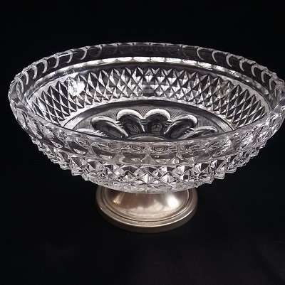 Beautifully Cut Glass Sweety Bowl on Silver plated stand - Stunning !!