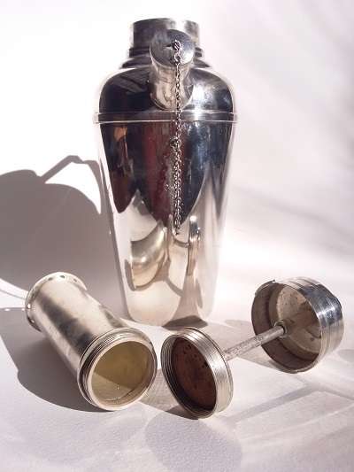 Large Silver Plated Cocktail Shaker.  Harrods London - Beautiful and very heavy