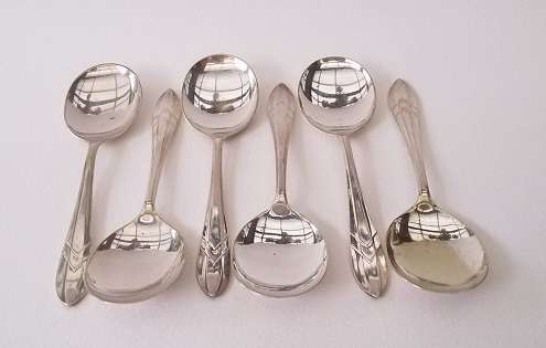 Stunning  Set of 6 Yeoman Plate Spoons made in England