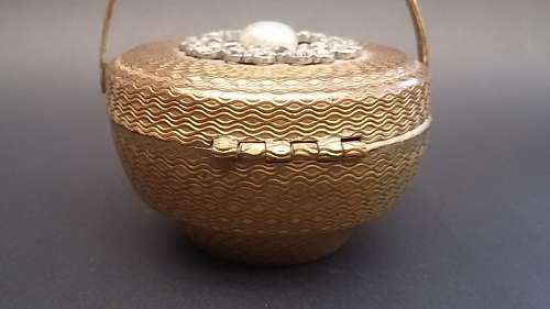Beautiful  vintage compact  - basket shape with handle and metal design and mirror