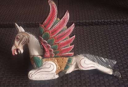 Stunning Hand carved wooden Horse / Pegasus with gilt detail