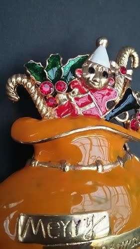 Cute Christmas Brooch