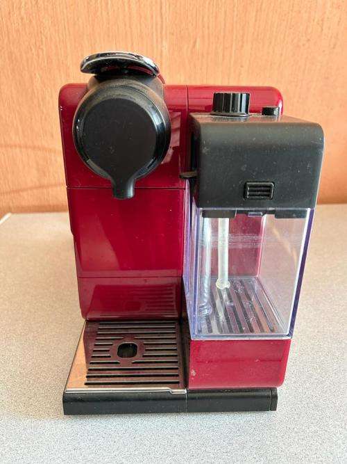 Nespresso Lattissima Coffee Machine
