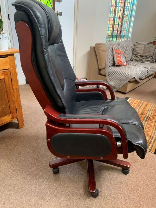 Huge High Back Leather Office Chair